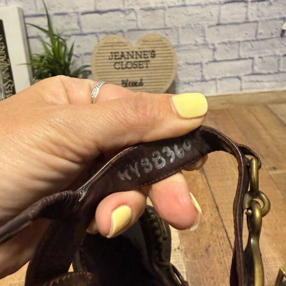 Manolo Blahnik brown leather high heel sandals - Picture 4 of 14